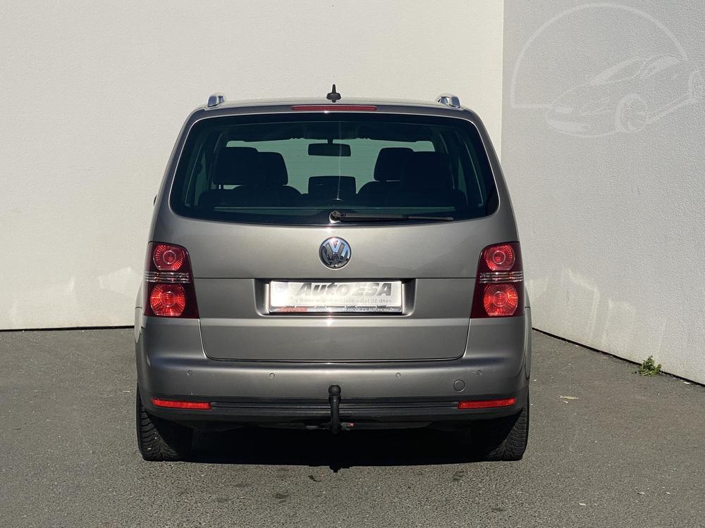 Volkswagen Touran 2.0 TDi