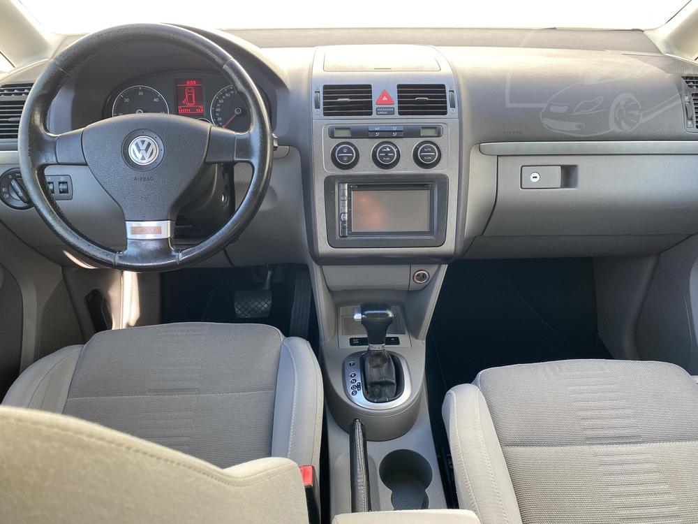 Volkswagen Touran 2.0 TDi