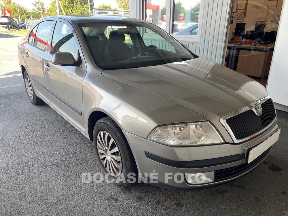 koda Octavia II 1.9 TDi, R