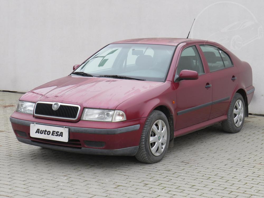 koda Octavia 1.6 i 1.maj, R