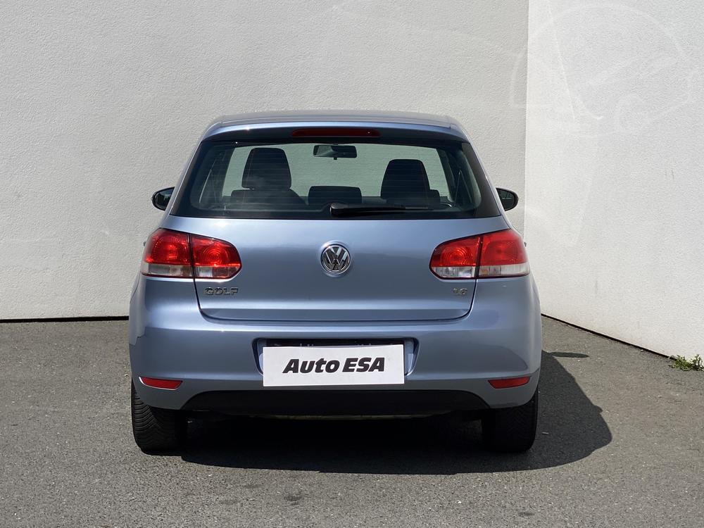 Volkswagen Golf 1.6 i