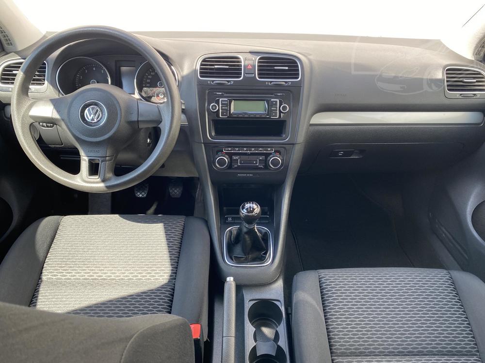 Volkswagen Golf 1.6 i