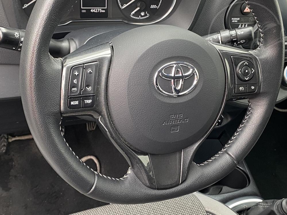 Toyota Yaris 1.5 VVT-i Serv.kniha, R