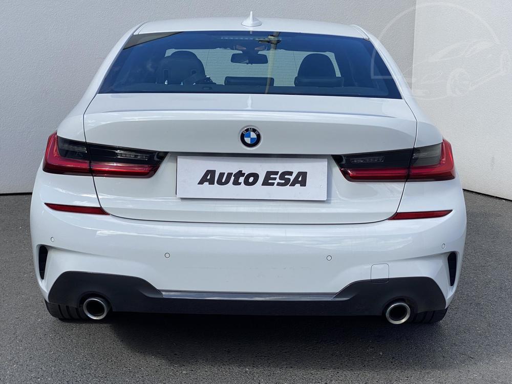 BMW 3 2.0 1.maj Serv.kniha, R