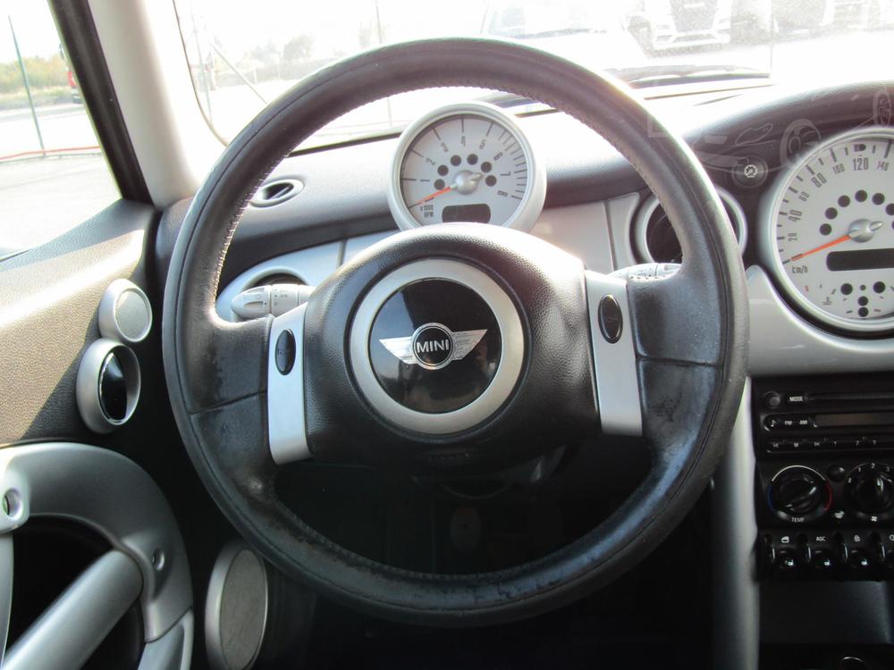 Mini Cooper 1.6 i