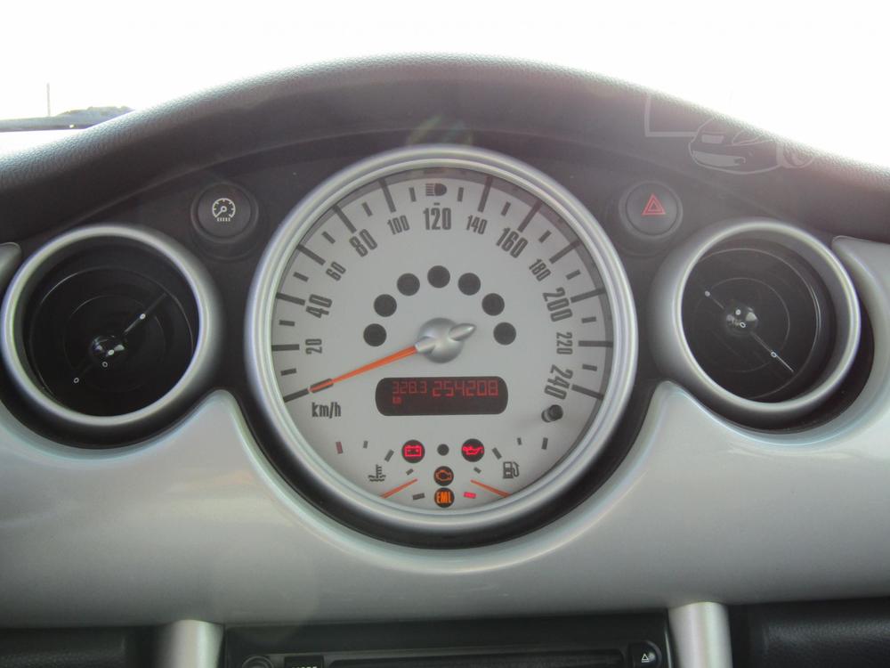 Mini Cooper 1.6 i