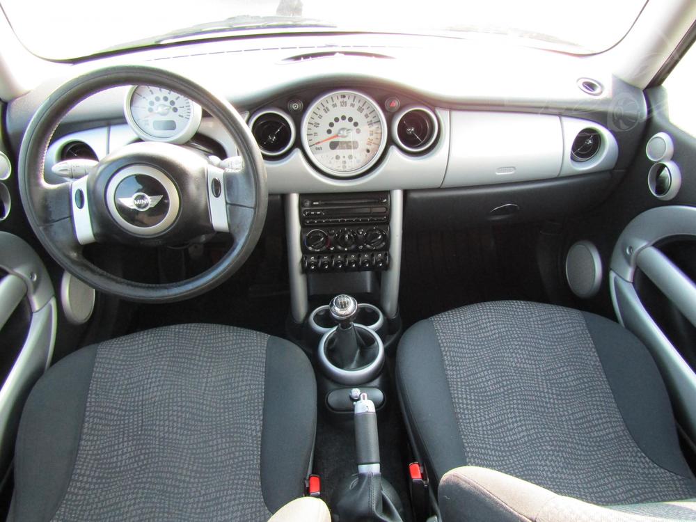 Mini Cooper 1.6 i