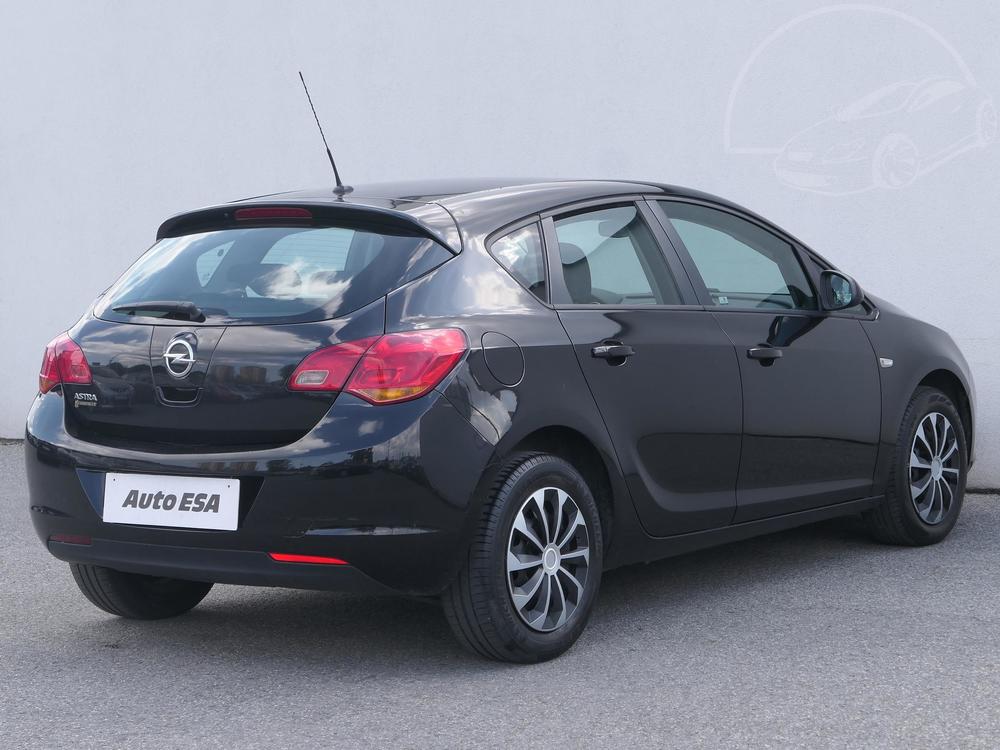 Opel Astra 1.4 i