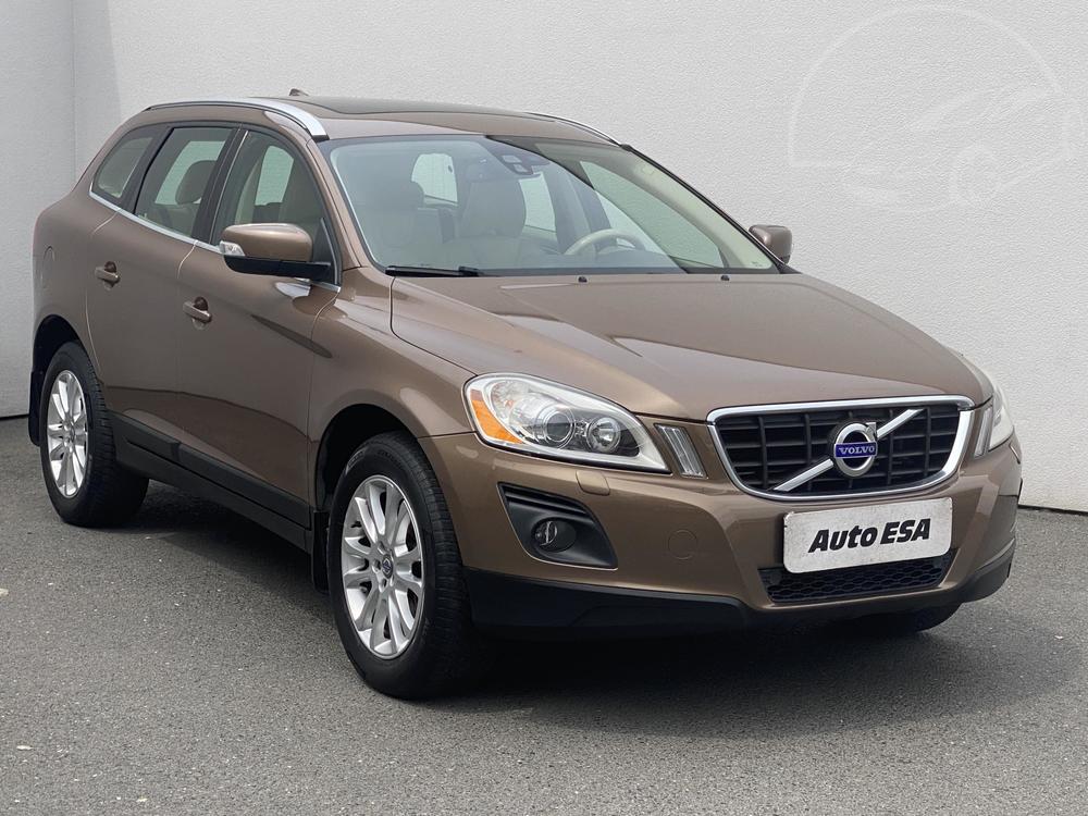 Prodm Volvo XC60 2.4 D Serv.kniha