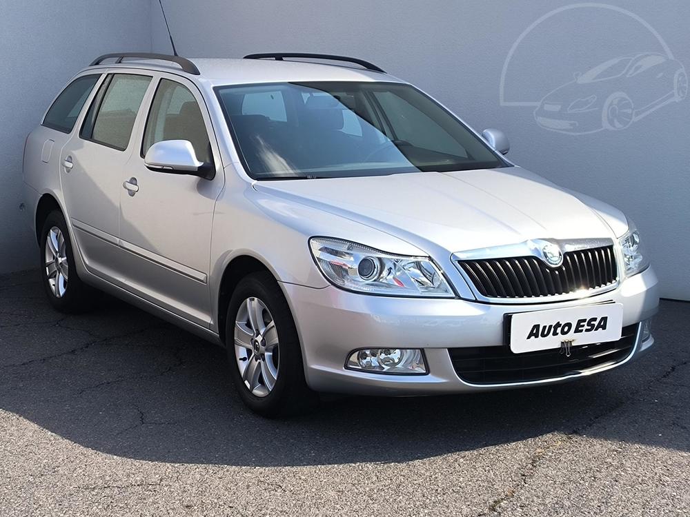 Škoda Octavia II 1.4 TSi Serv.kniha