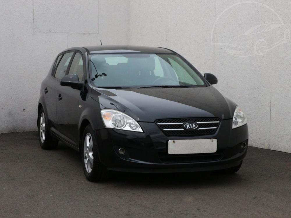 Kia Cee´d 1.4 i, ČR