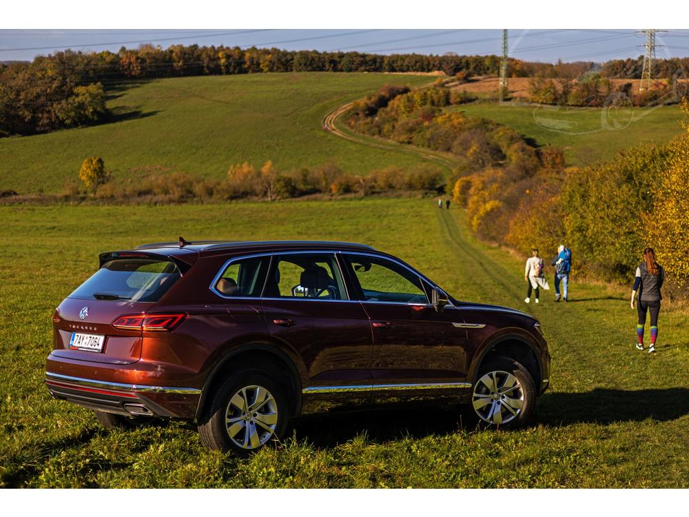 Volkswagen Touareg 3.0 TDi, R