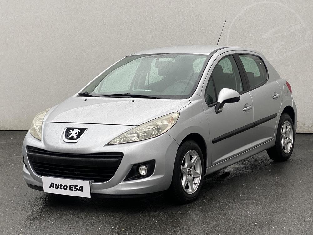 Peugeot 207 1.4 i, R