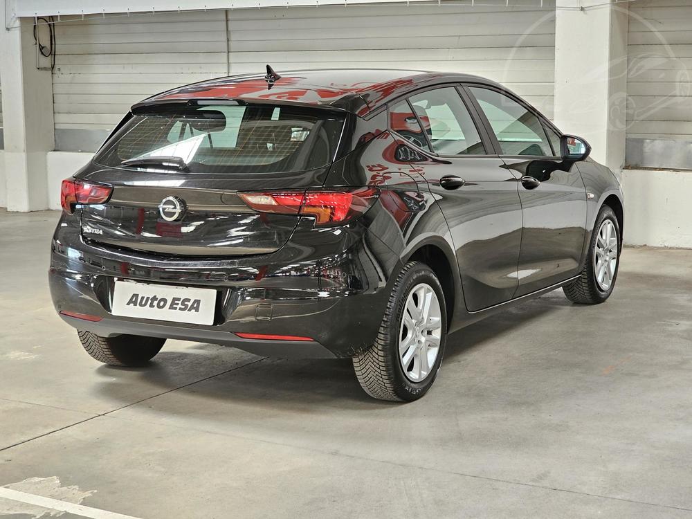 Opel Astra 1.6 CDTi