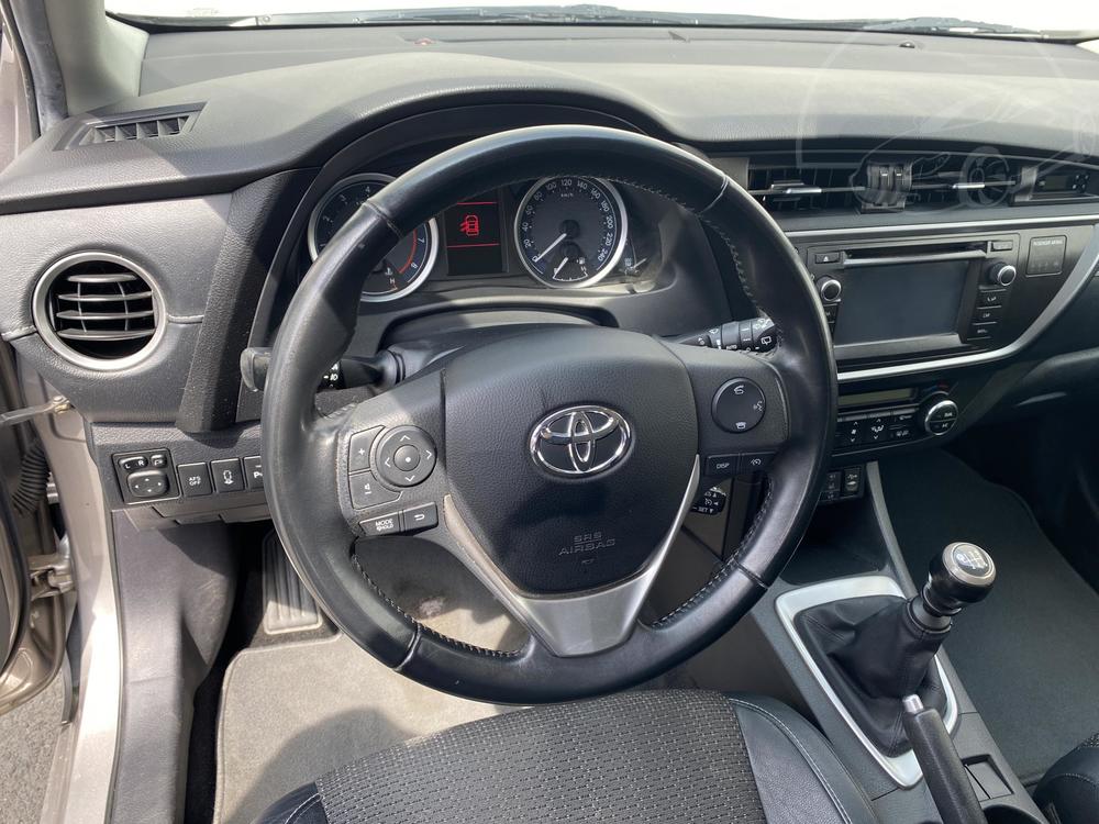 Toyota Auris 1.6 VVTi