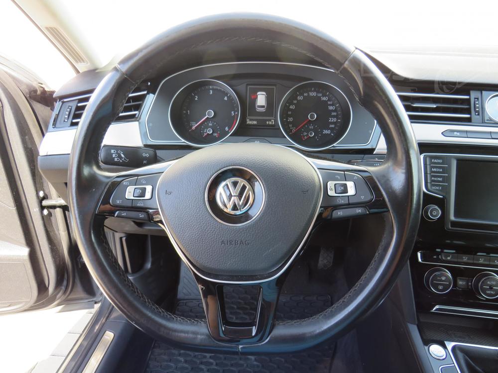 Volkswagen Passat 2.0 TDi