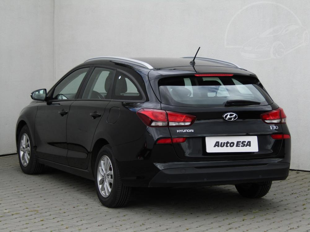 Hyundai i30 1.0 T-GDI Serv.kniha, R