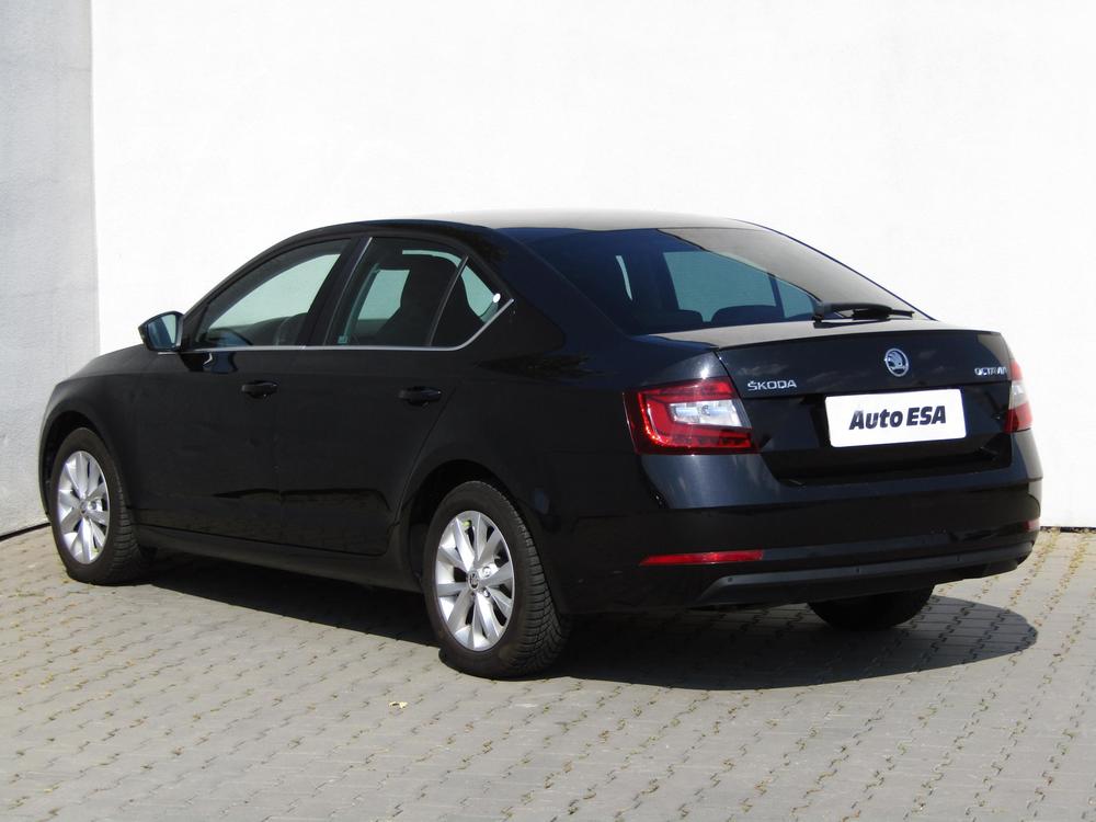 koda Octavia III 1.6 TDi, R