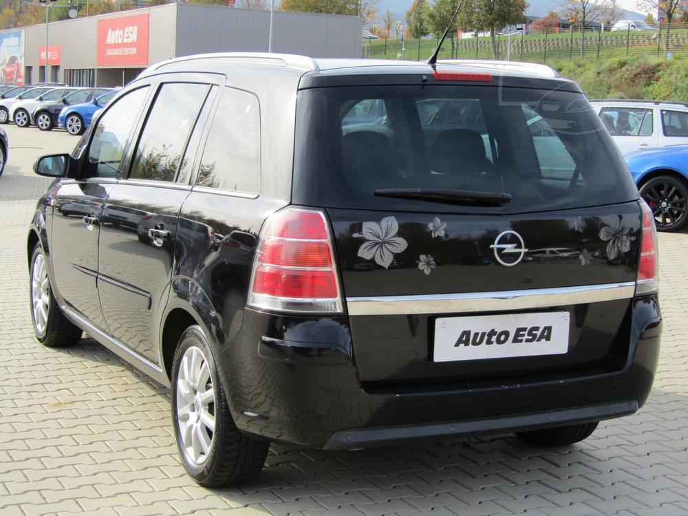 Opel Zafira 2.2 i