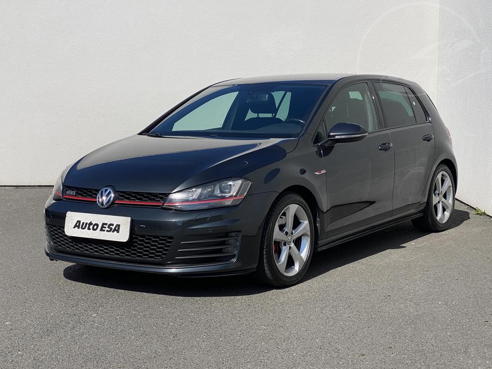 Volkswagen Golf 2.0 TSi