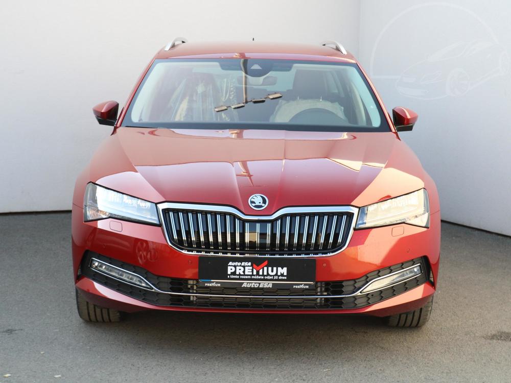 koda Superb III 1.5 TSi 1.maj Serv.kniha, R