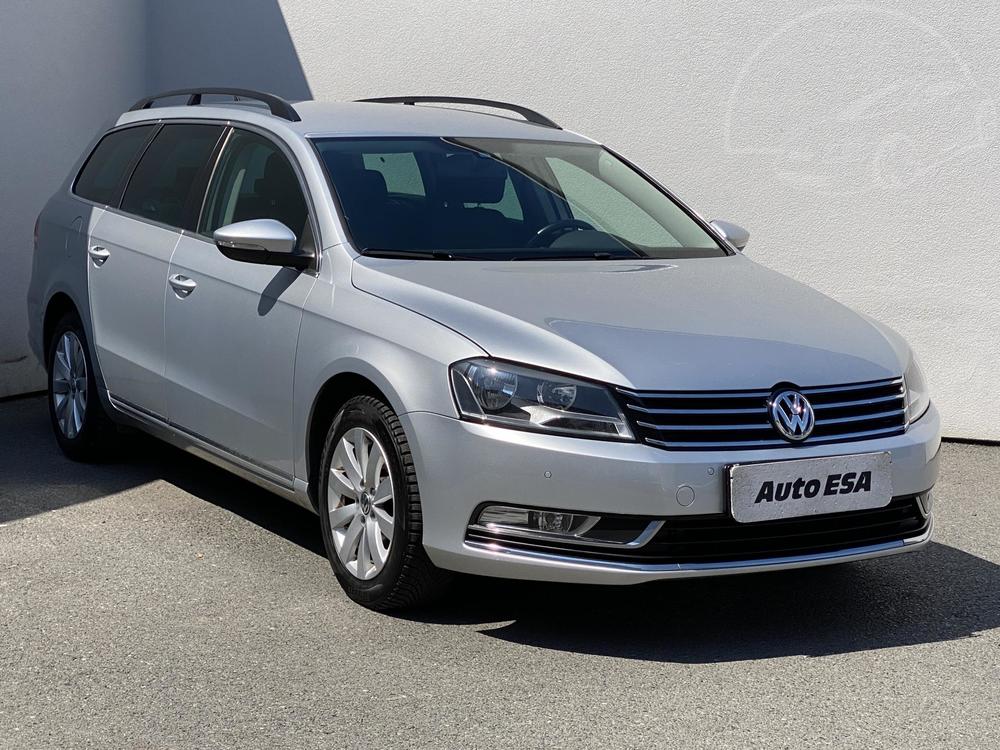 Prodm Volkswagen Passat 1.4 TSi Serv.kniha