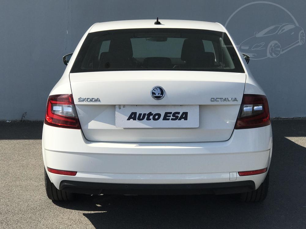 koda Octavia III 2.0 TDi, R