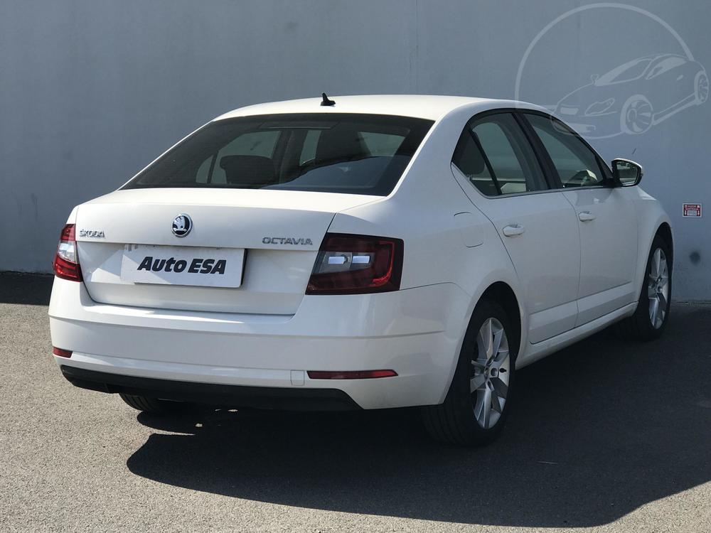 koda Octavia III 2.0 TDi, R