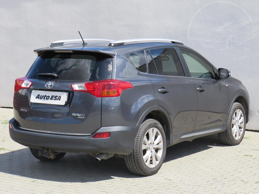 Toyota RAV4 2.2 D4D, R