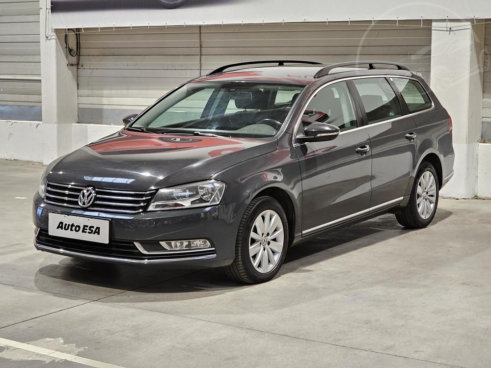 Volkswagen Passat 2.0 TDI, R