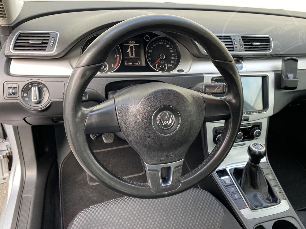 Volkswagen Passat 1.6 TDi Serv.kniha