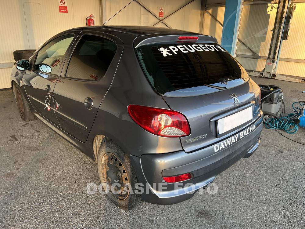 Peugeot 206 1.4 i, R