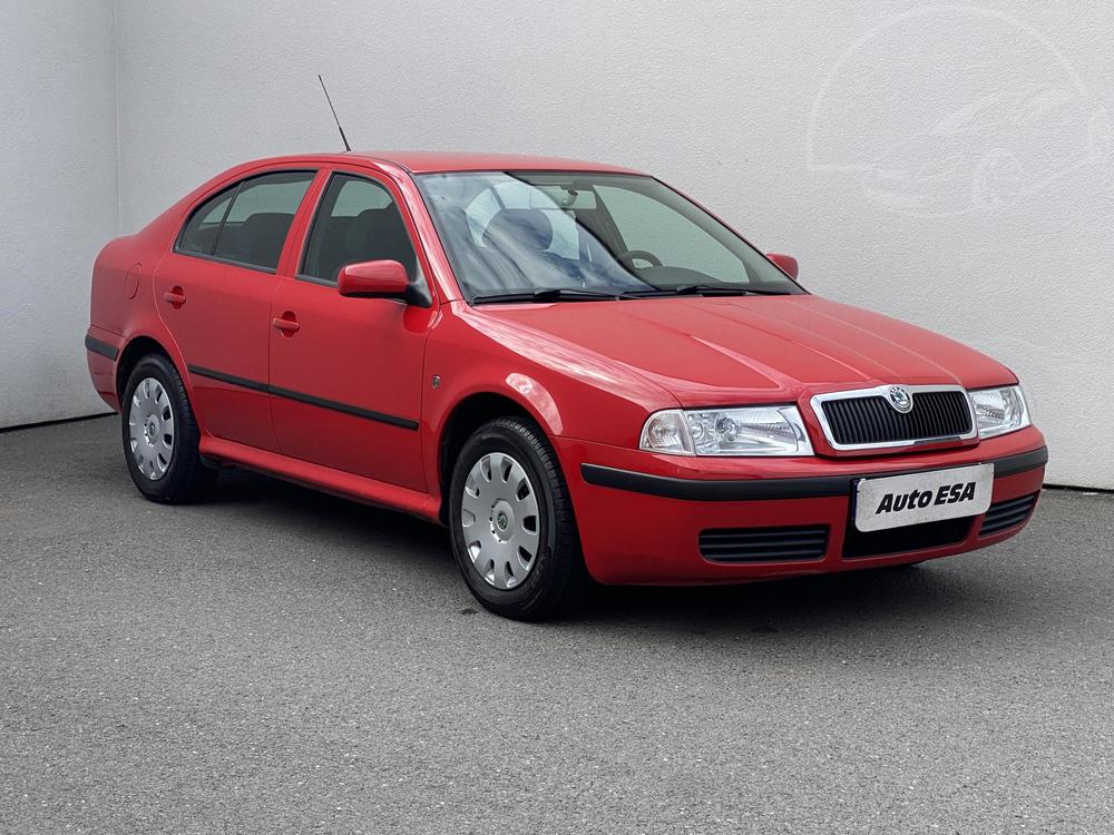 koda Octavia 1.6 i 1.maj, R