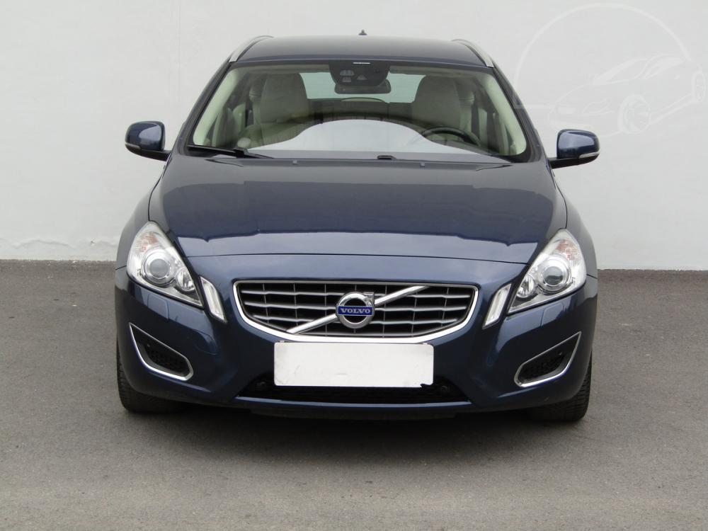 Volvo V60 2.4 D6