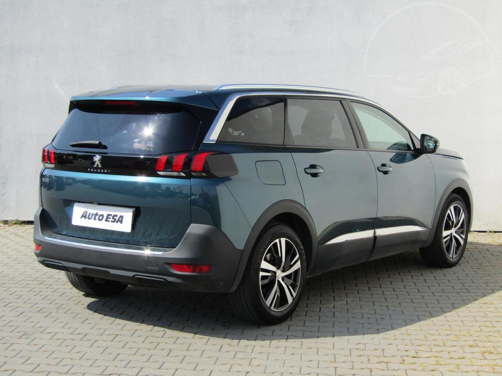 Peugeot 5008 1.5 HDi 1.maj Serv.kniha