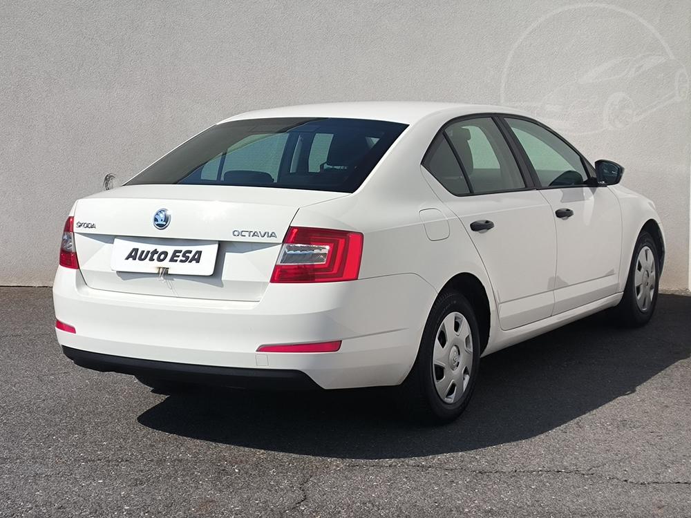 koda Octavia III 1.6 TDi 1.maj, R