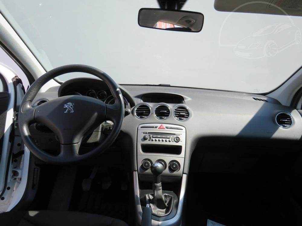 Peugeot 308 1.4 i, R