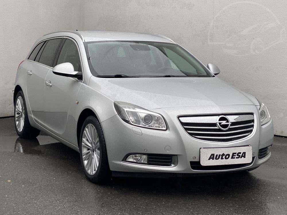 Prodm Opel Insignia 2.0 CDTi Serv.kniha