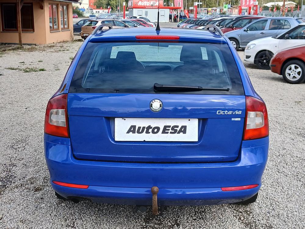 koda Octavia II 1.6 TDi, R