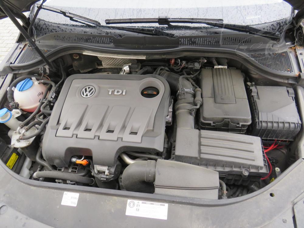 Volkswagen CC 2.0 TDi, R
