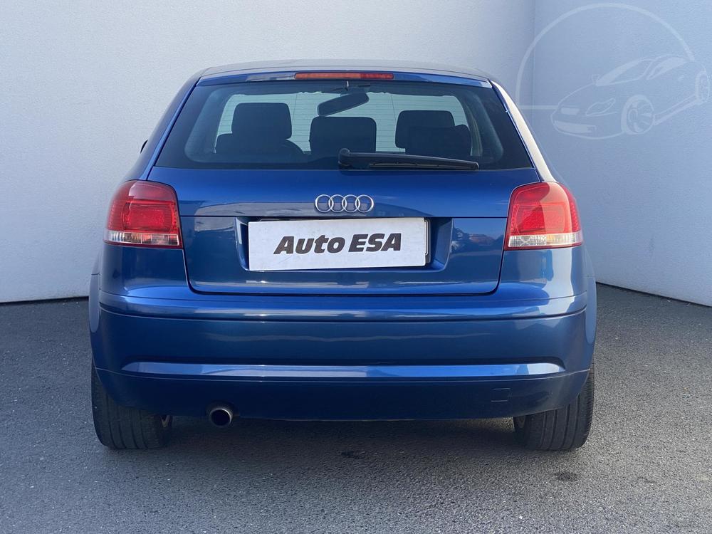 Audi A3 1.6 i