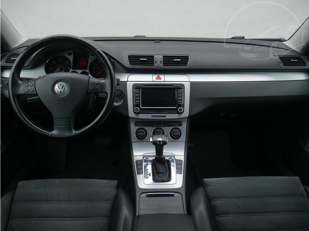 Volkswagen Passat 2.0 TDi, R