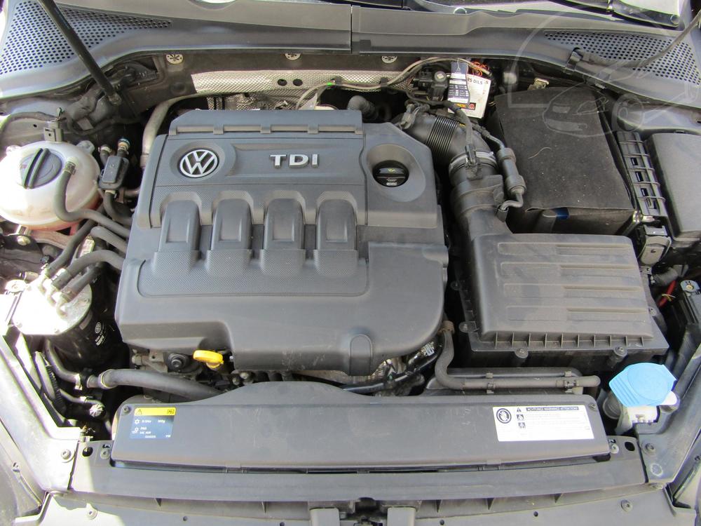 Volkswagen Golf 2.0 TDi Serv.kniha