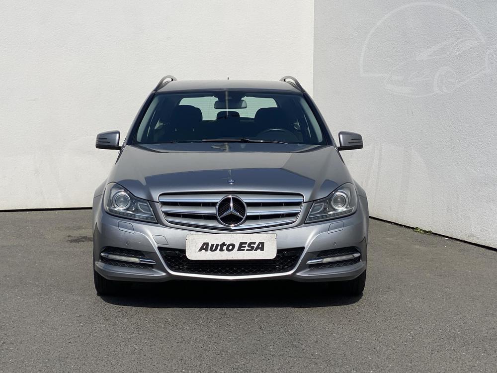 Mercedes-Benz C 2.2 CDi