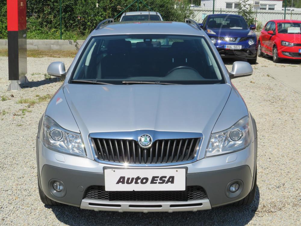 koda Octavia II 2.0 TDi Serv.kniha