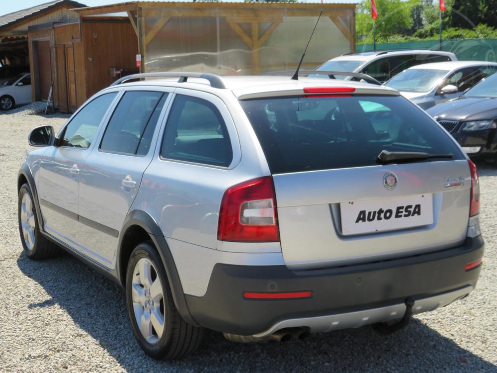 koda Octavia II 2.0 TDi Serv.kniha