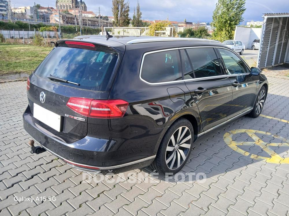 Volkswagen Passat 2.0 TDi