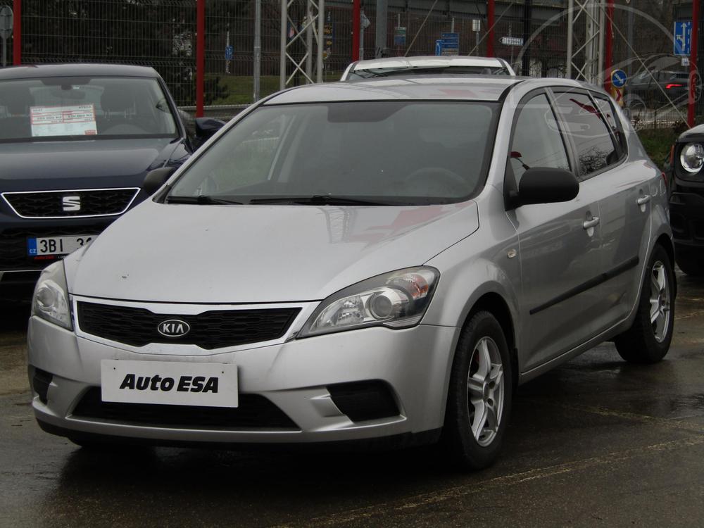 Kia Ceed 1.4 CVVT, R