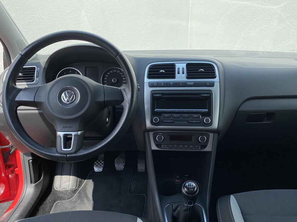 Volkswagen Polo 1.2 i Serv.kniha