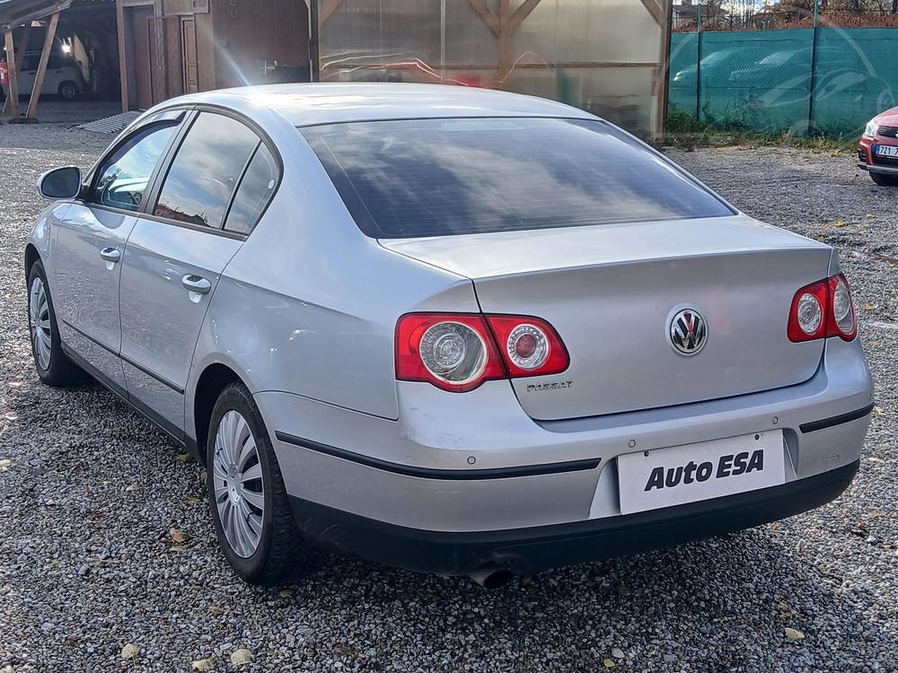 Volkswagen Passat 1.6 i